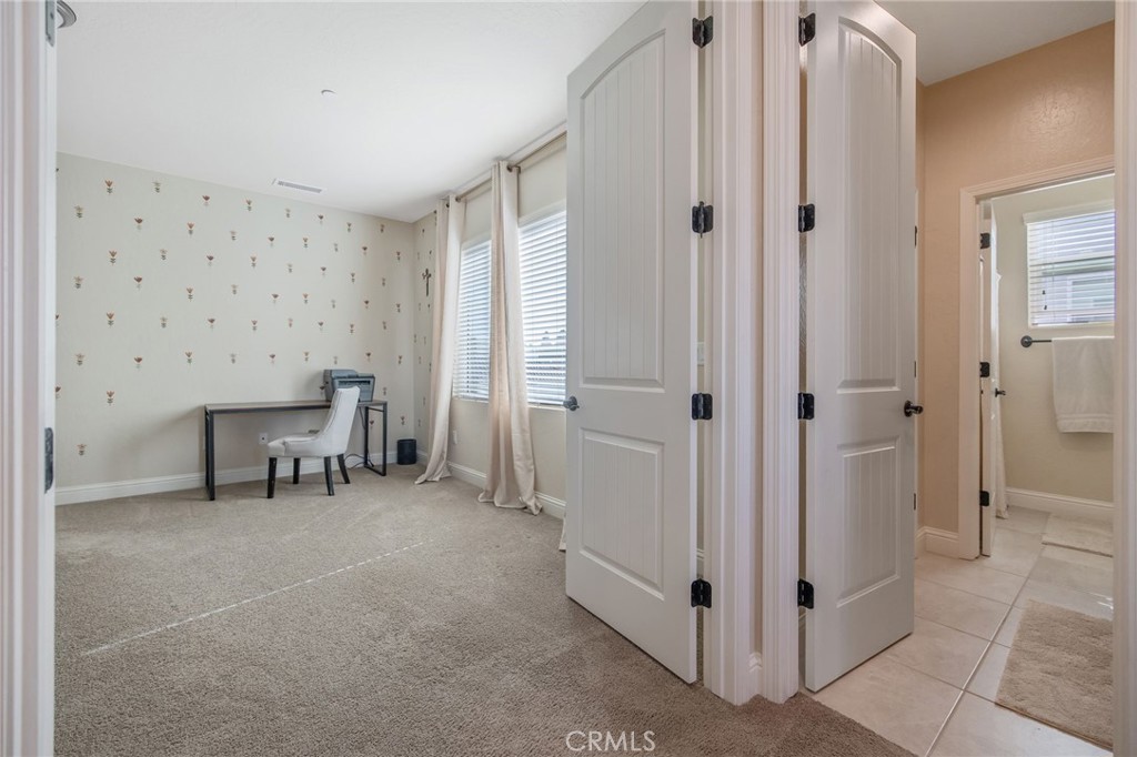 3036 Keats Ave, Clovis, CA 93619