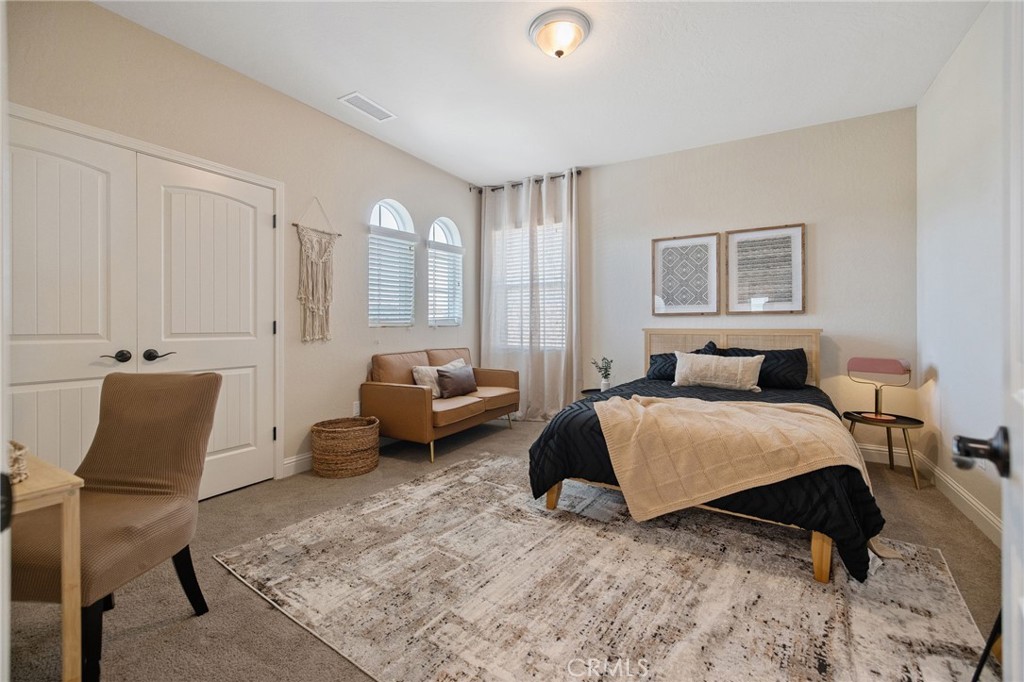 3036 Keats Ave, Clovis, CA 93619