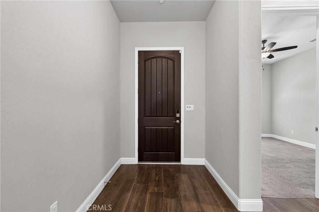 11315 N Via San Toma Dr, Fresno, CA 93730
