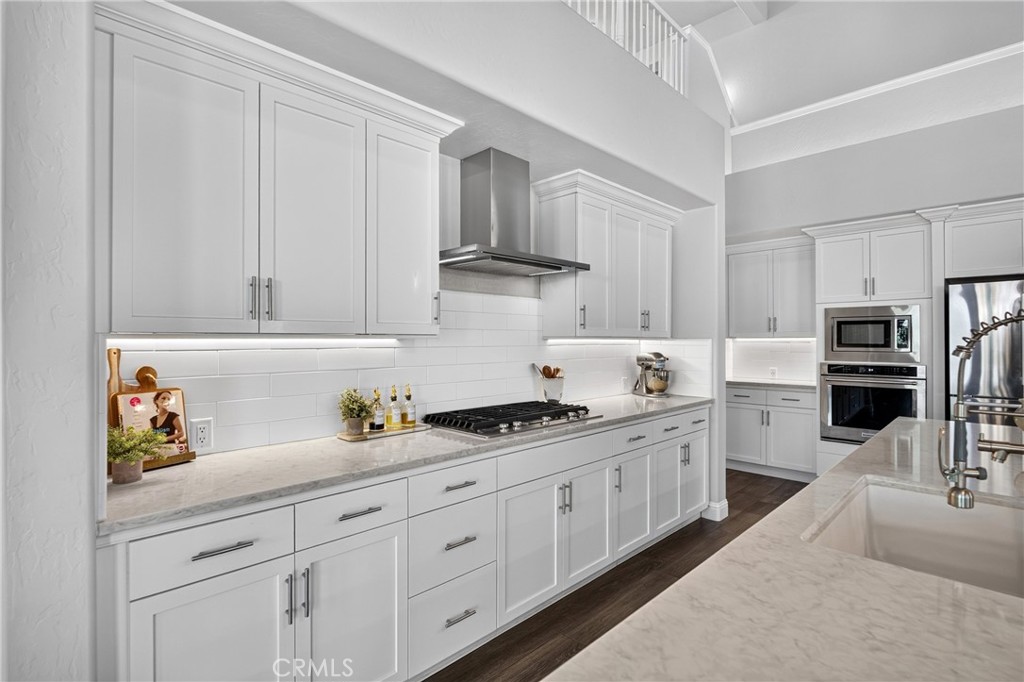 11315 N Via San Toma Dr, Fresno, CA 93730