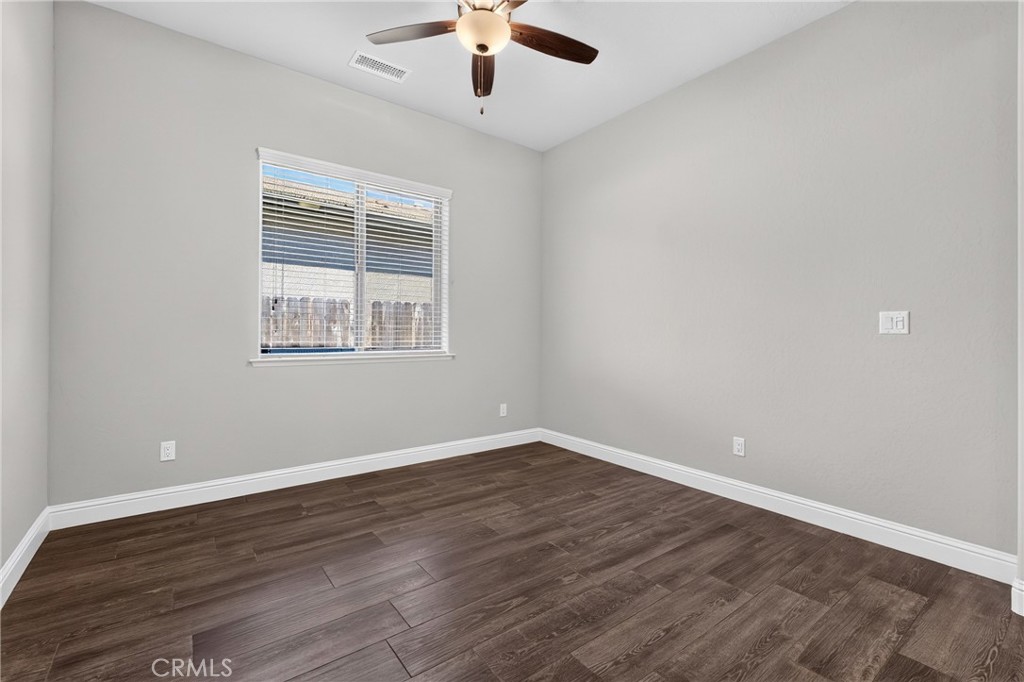11315 N Via San Toma Dr, Fresno, CA 93730