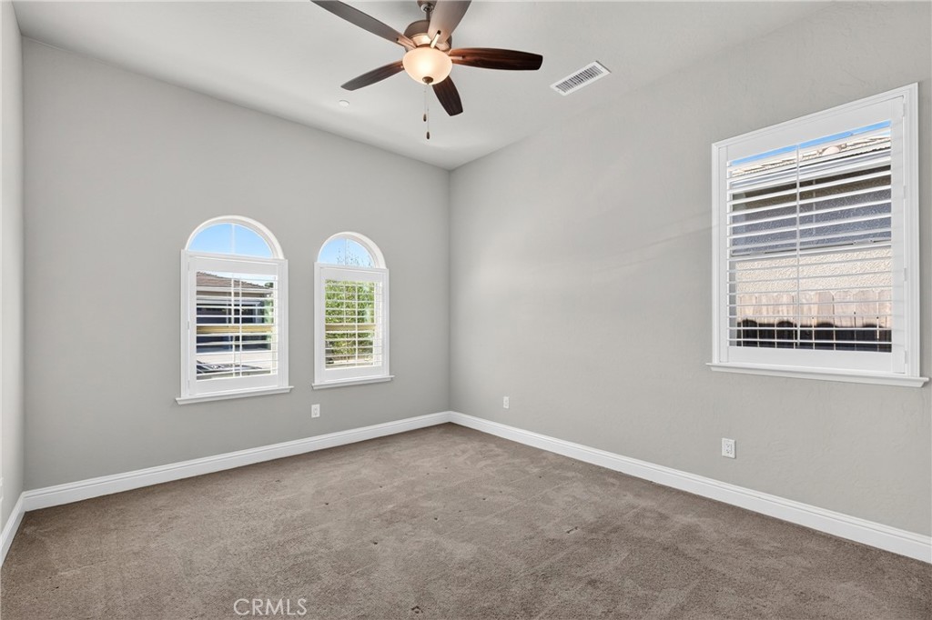 11315 N Via San Toma Dr, Fresno, CA 93730