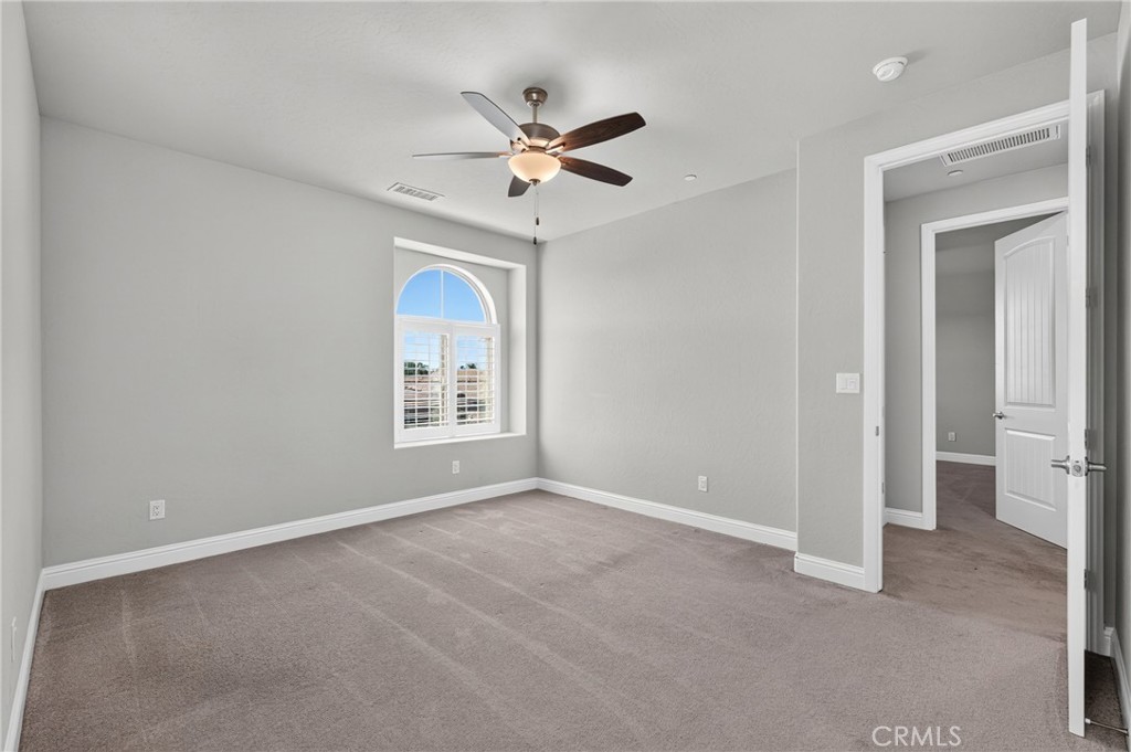 11315 N Via San Toma Dr, Fresno, CA 93730
