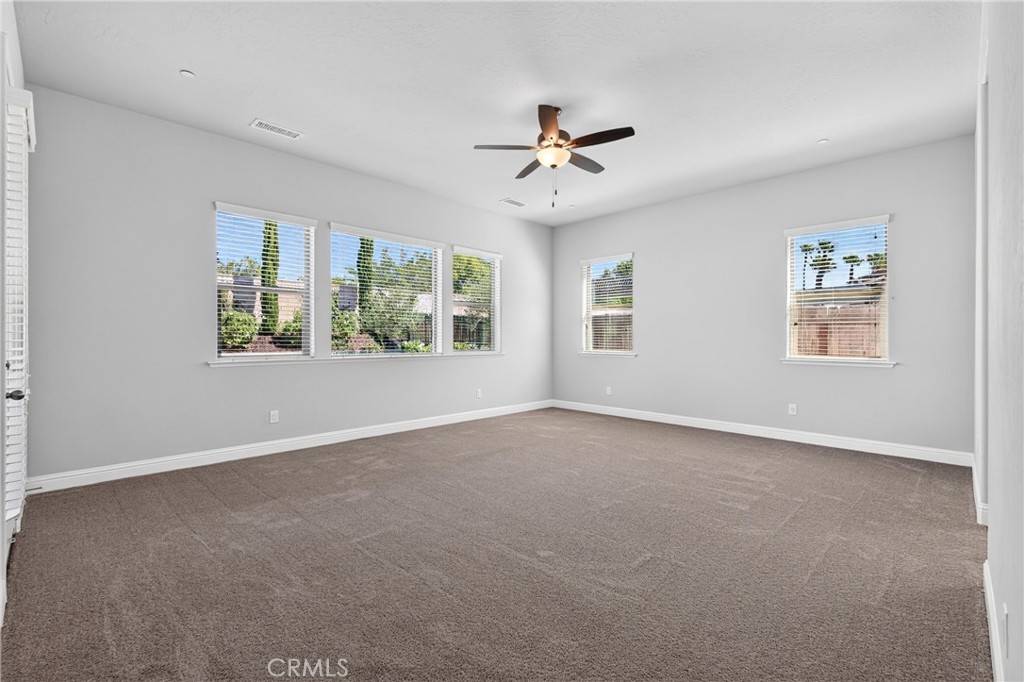 11315 N Via San Toma Dr, Fresno, CA 93730