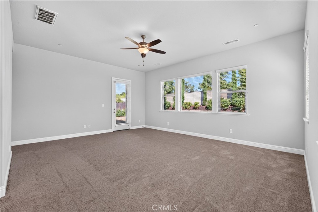 11315 N Via San Toma Dr, Fresno, CA 93730