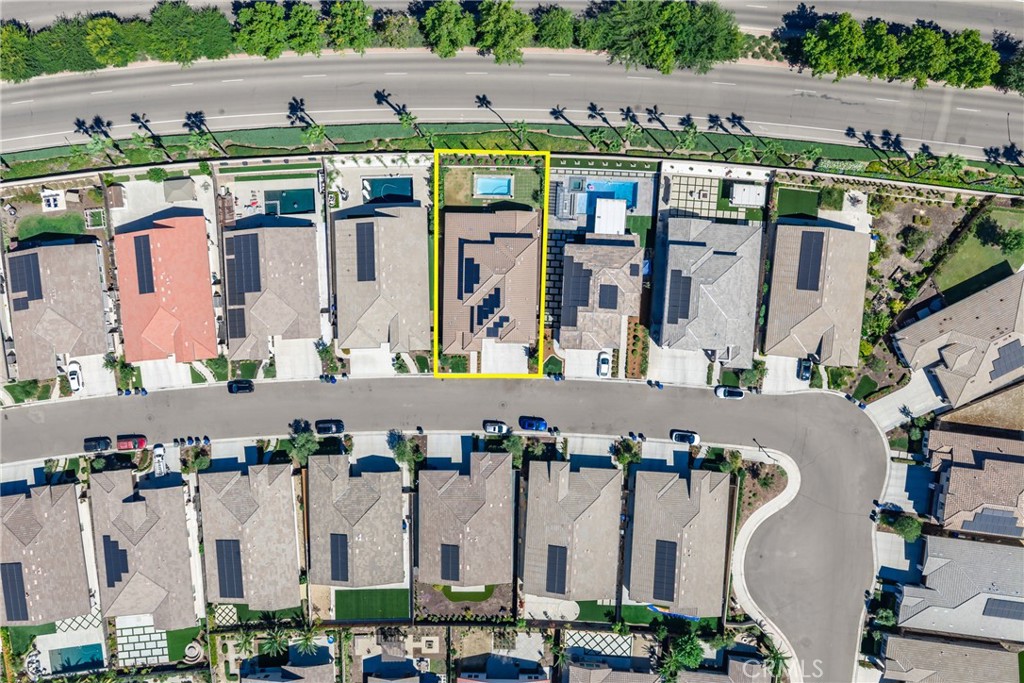 11315 N Via San Toma Dr, Fresno, CA 93730