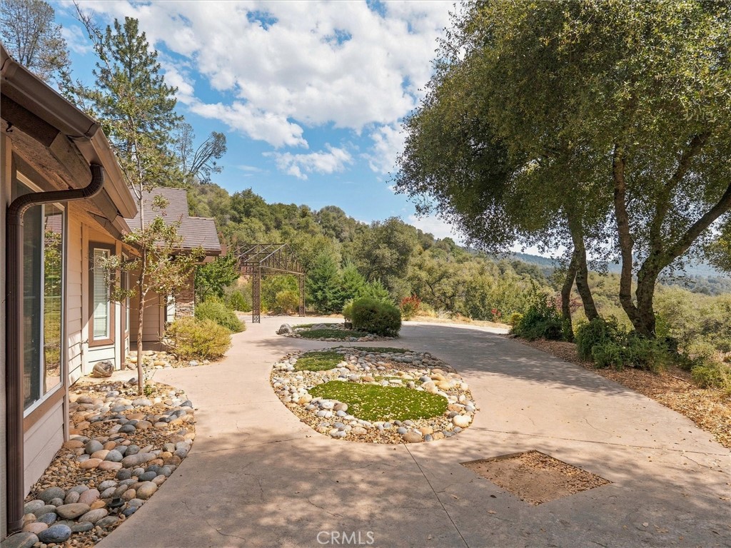 52171 Echo Valley View Ct, Oakhurst, CA 93644