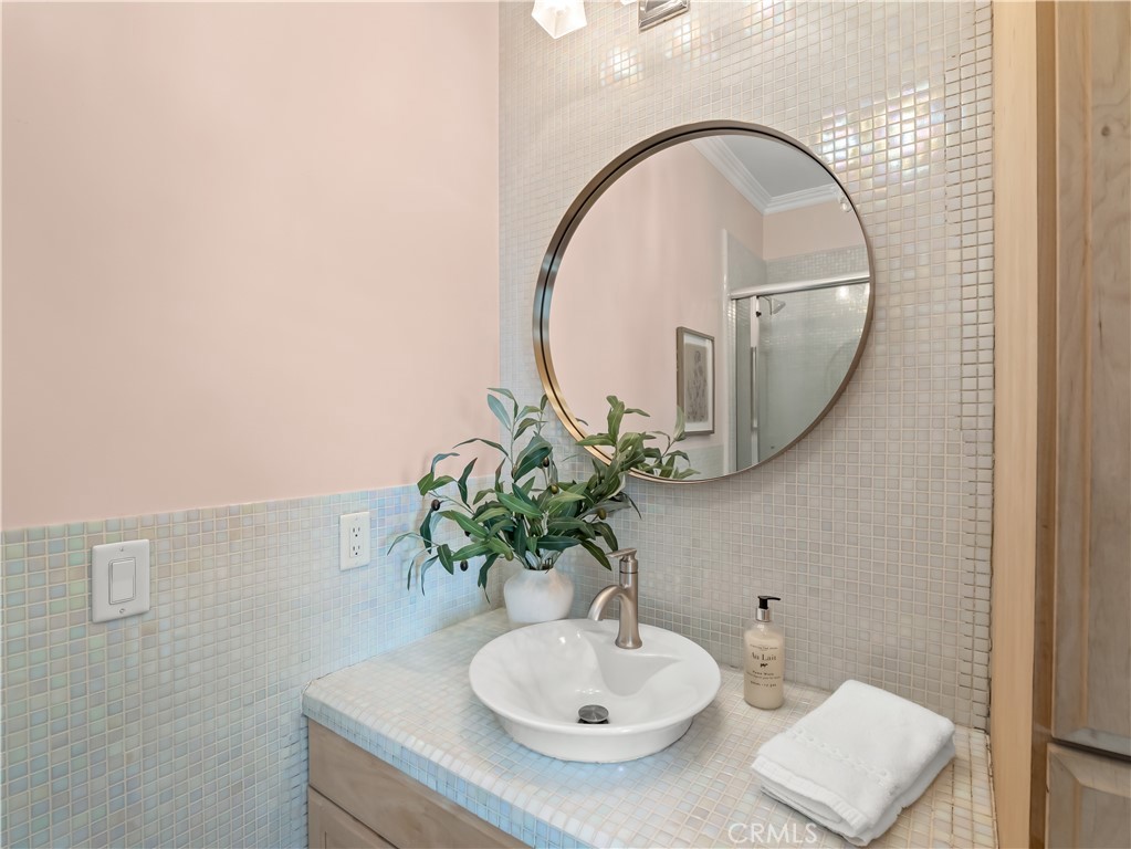 17113 Mark, Madera, CA 93636