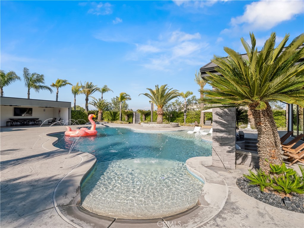 17113 Mark, Madera, CA 93636