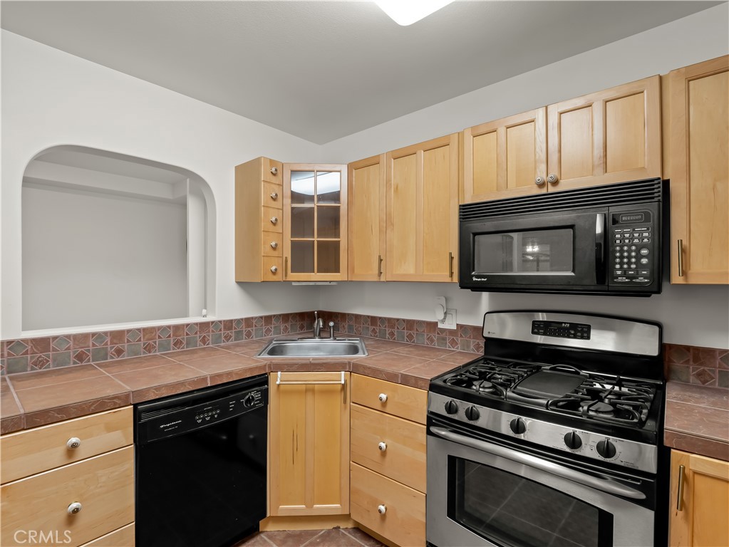 17113 Mark, Madera, CA 93636