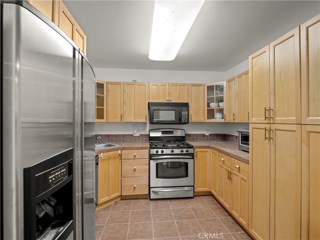 17113 Mark, Madera, CA 93636
