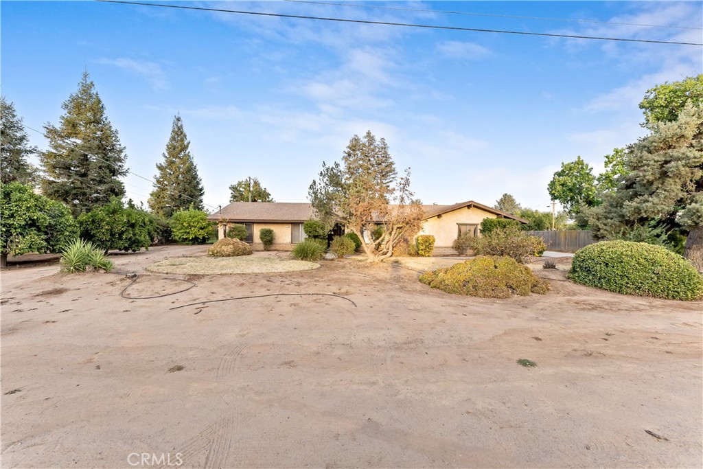 12165 Caron, Madera, CA 93636