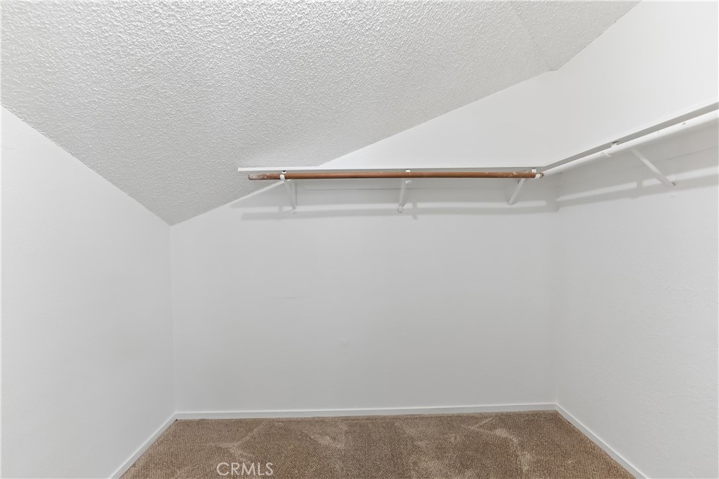 2521 N Selland Ave, Fresno, CA 93722