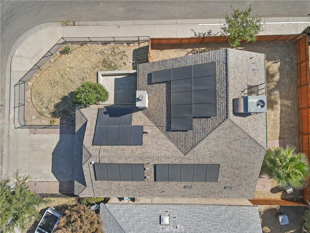 2521 N Selland Ave, Fresno, CA 93722