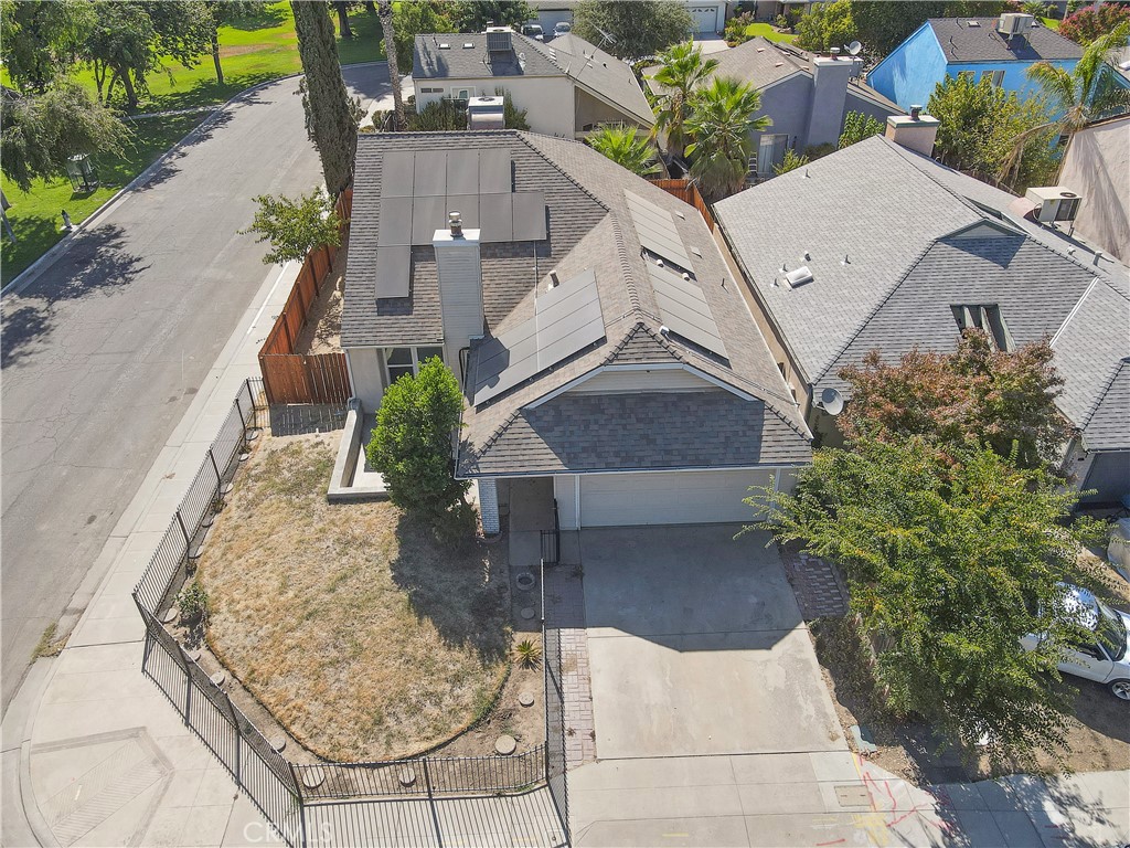 2521 N Selland Ave, Fresno, CA 93722