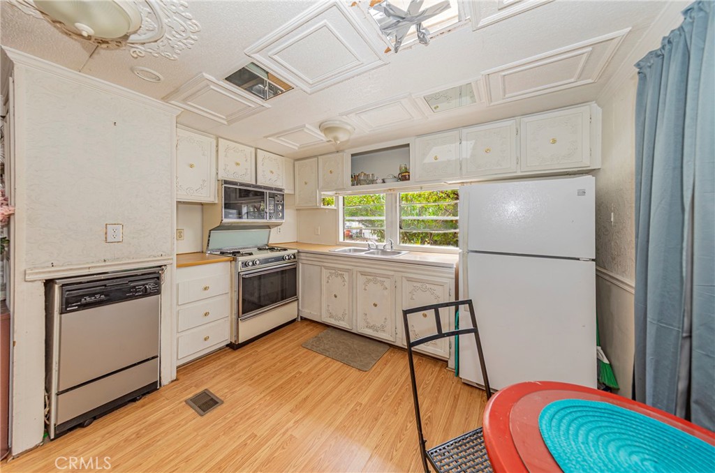 39678 Road 425B #59, Oakhurst, CA 93644
