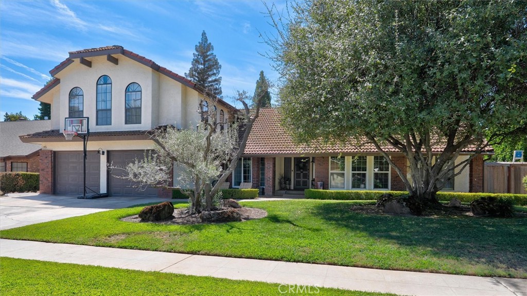 805 E Kelso, Fresno, CA 93720