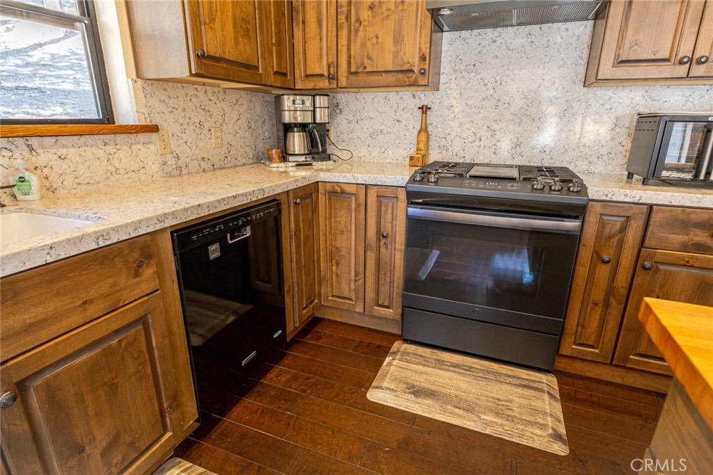 36232 Finegold Creek Dr, North Fork, CA 93643