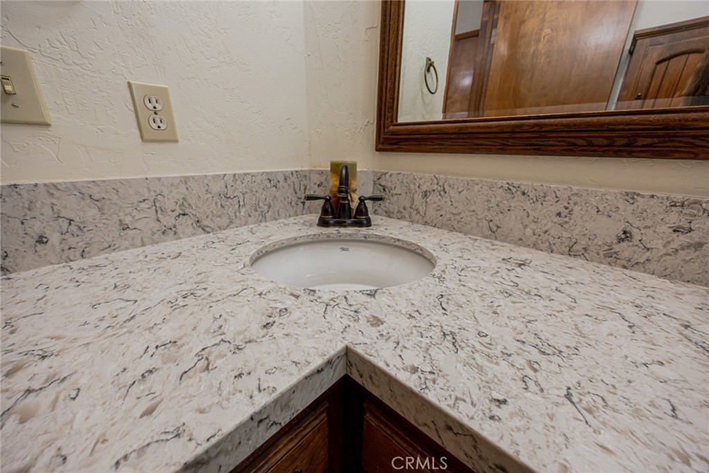 36232 Finegold Creek Dr, North Fork, CA 93643