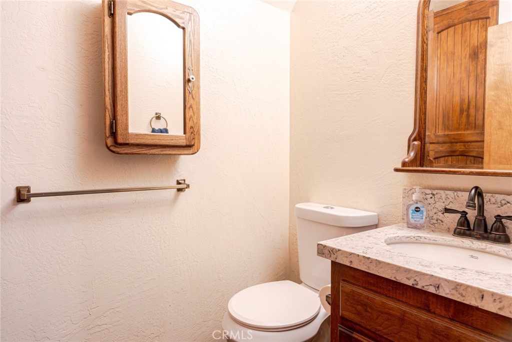36232 Finegold Creek Dr, North Fork, CA 93643