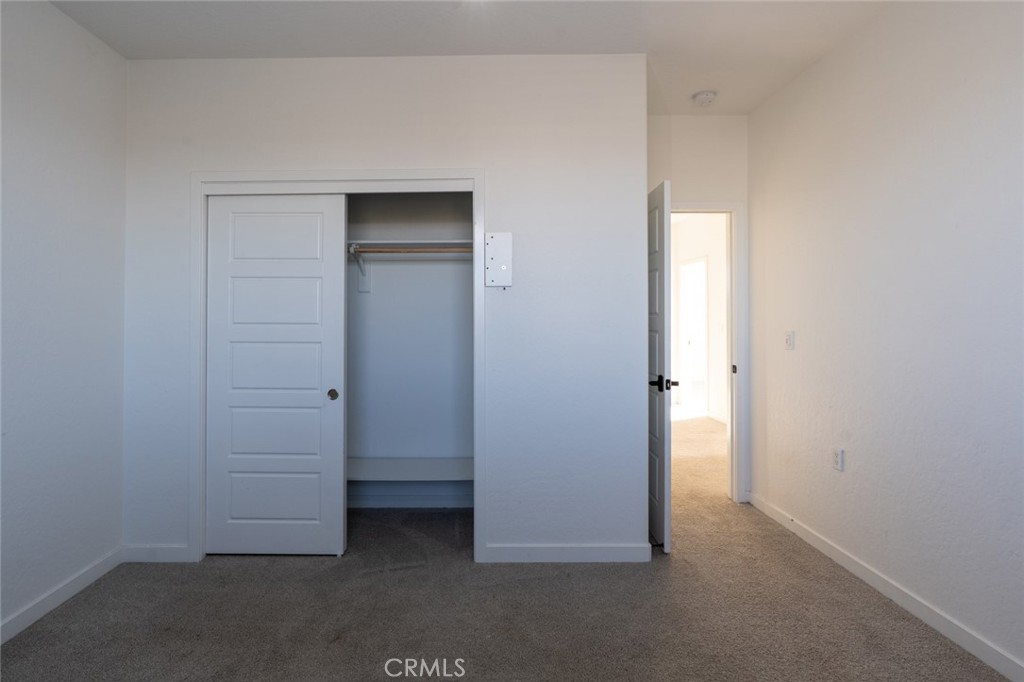 1240 S Atlantica, Madera, CA 93636