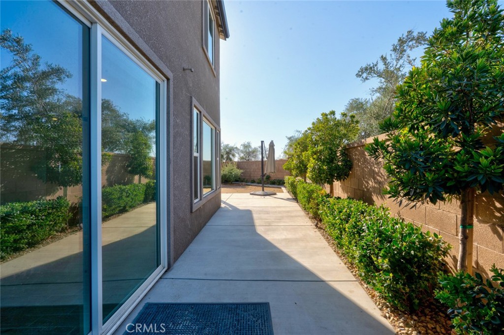1240 S Atlantica, Madera, CA 93636