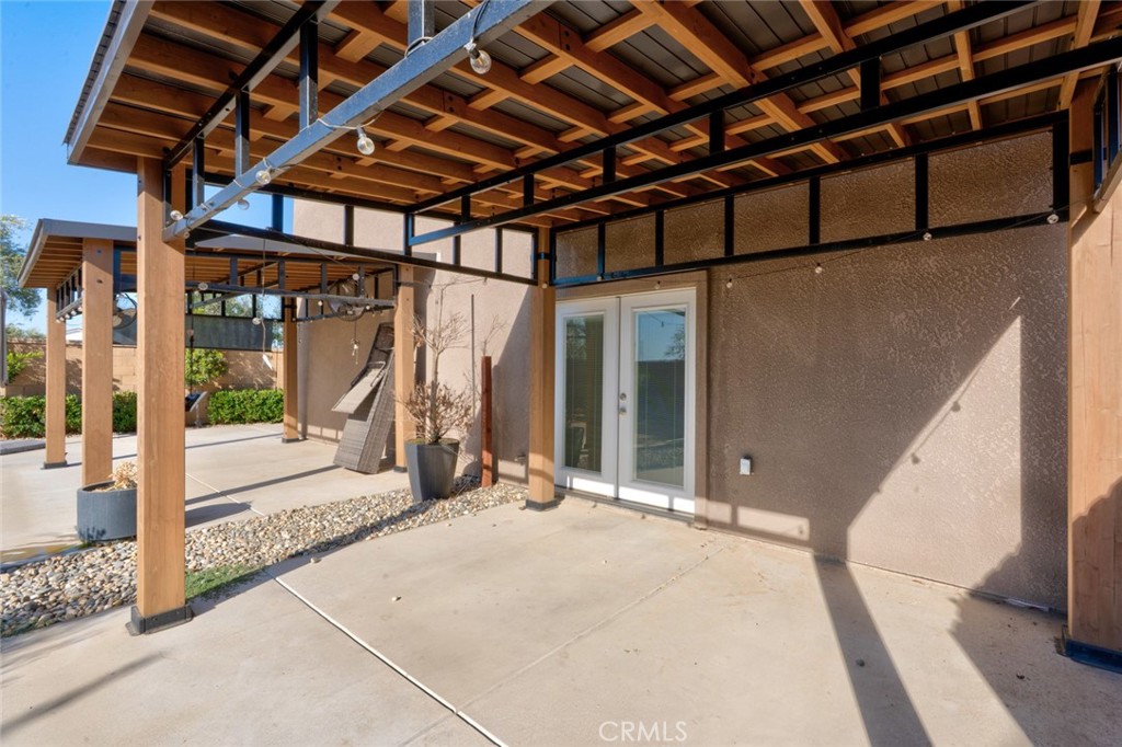 1240 S Atlantica, Madera, CA 93636