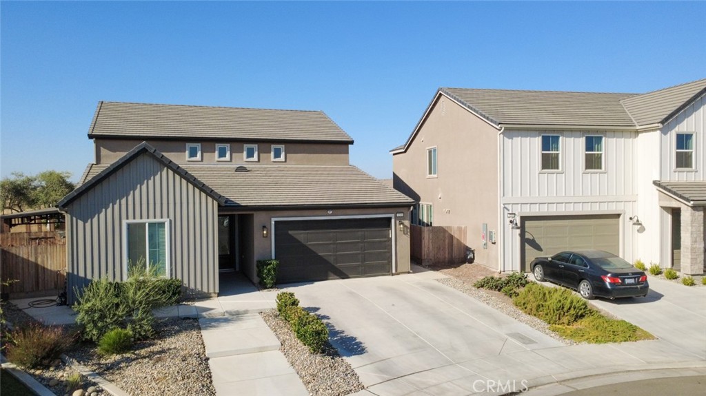 1240 S Atlantica, Madera, CA 93636