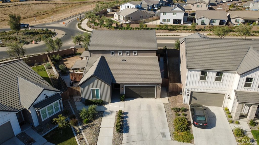 1240 S Atlantica, Madera, CA 93636