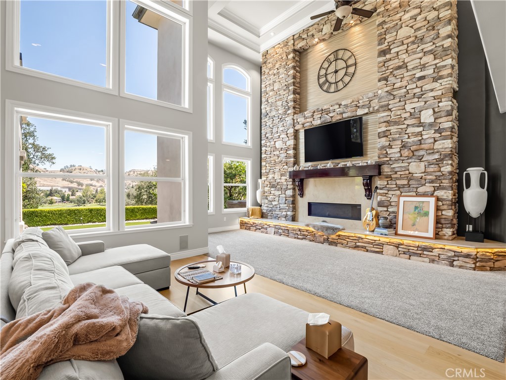 21998 Brighton Crest, Friant, CA 93626