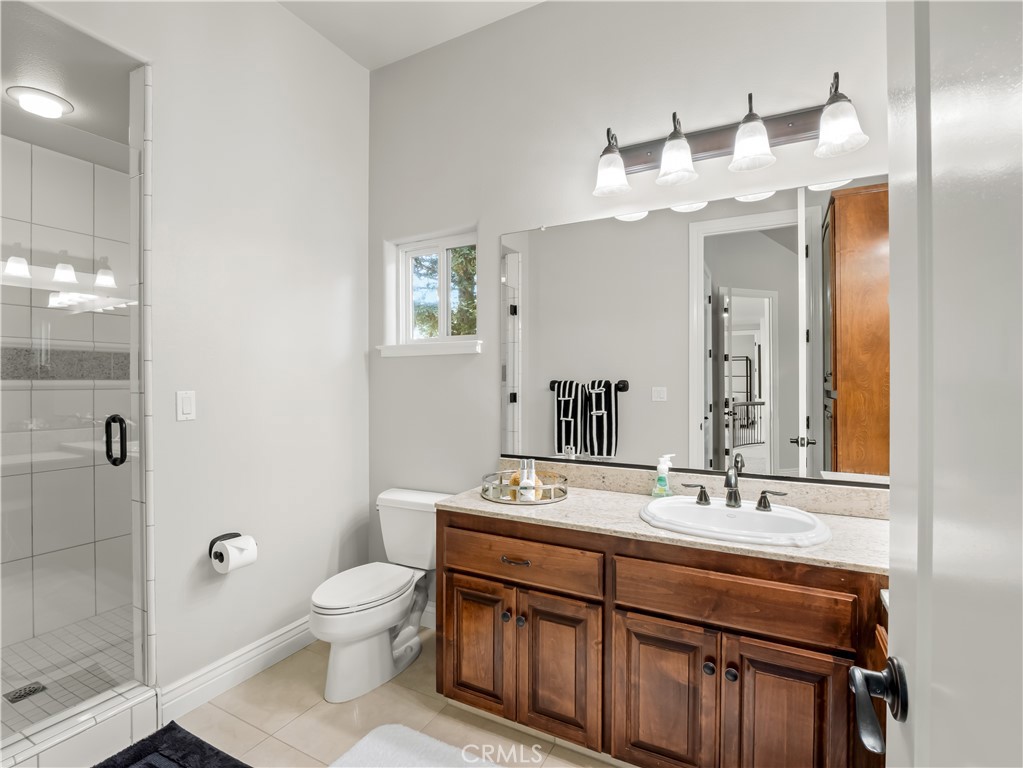 21998 Brighton Crest, Friant, CA 93626