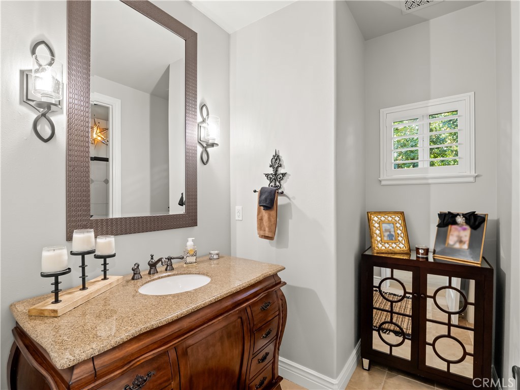 21998 Brighton Crest, Friant, CA 93626