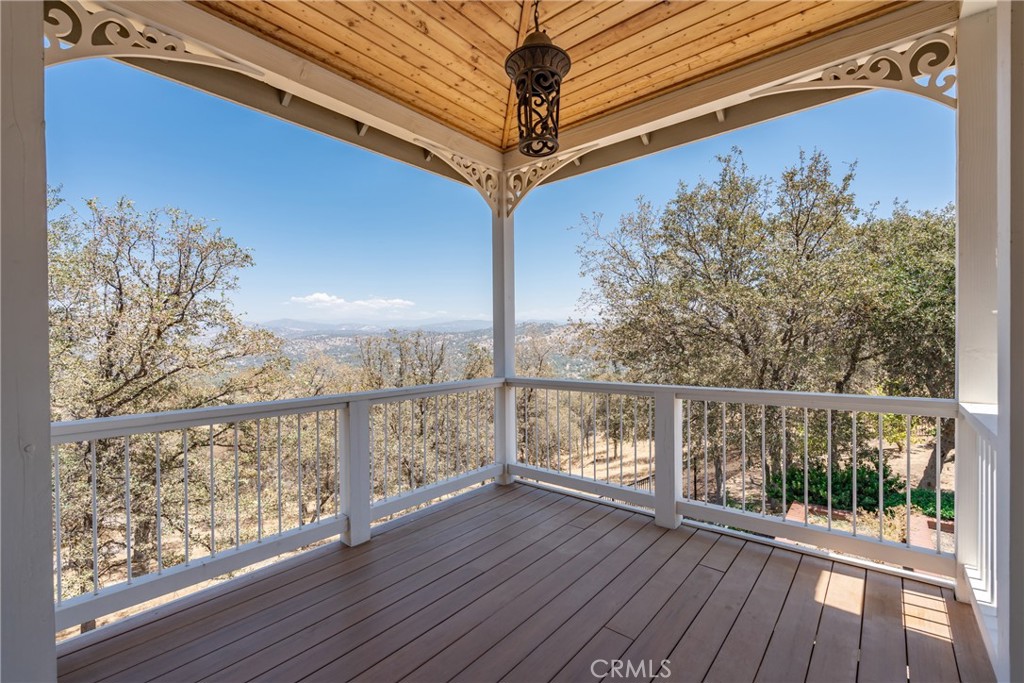 42158 John Muir Dr, Coarsegold, CA 93614