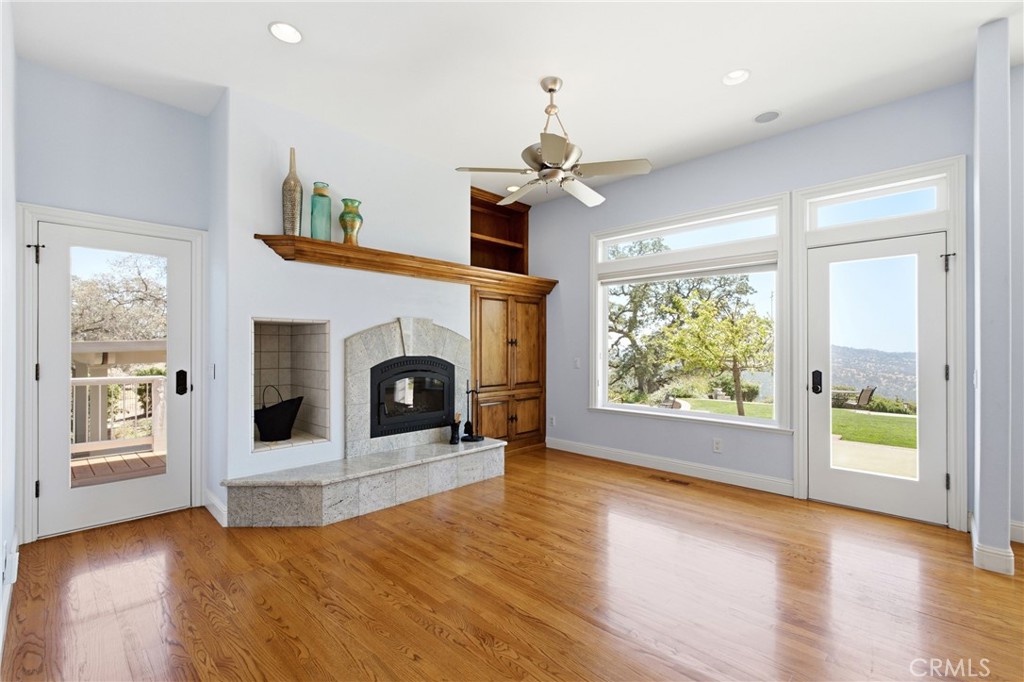 42158 John Muir Dr, Coarsegold, CA 93614
