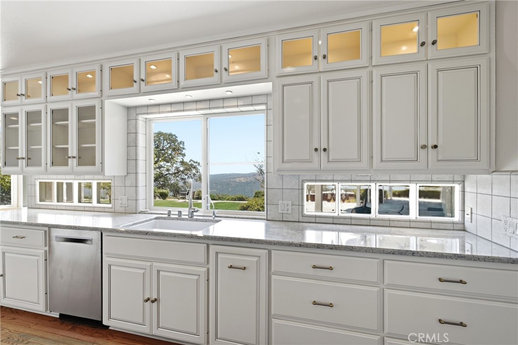 42158 John Muir Dr, Coarsegold, CA 93614