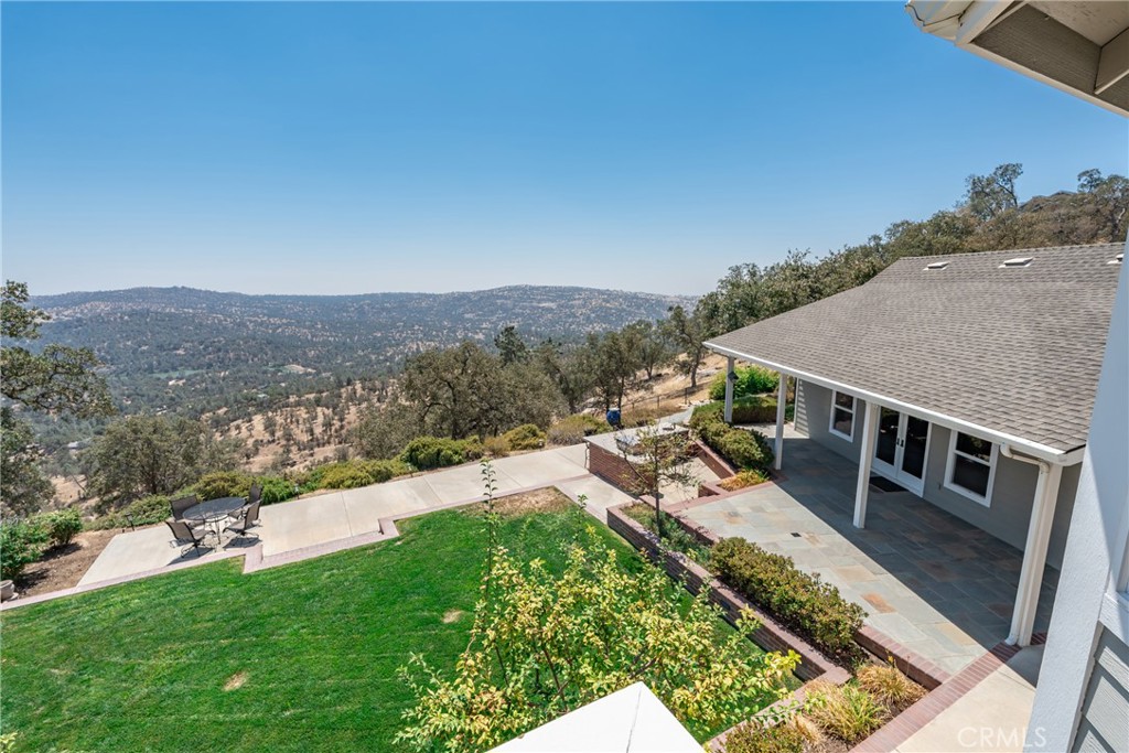 42158 John Muir Dr, Coarsegold, CA 93614