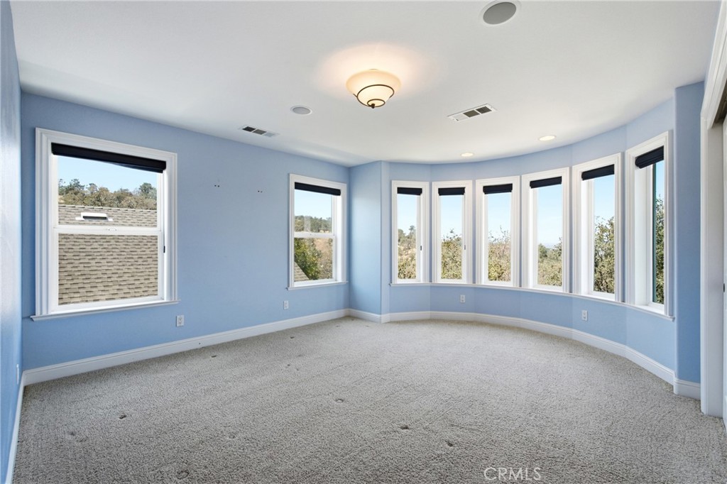 42158 John Muir Dr, Coarsegold, CA 93614