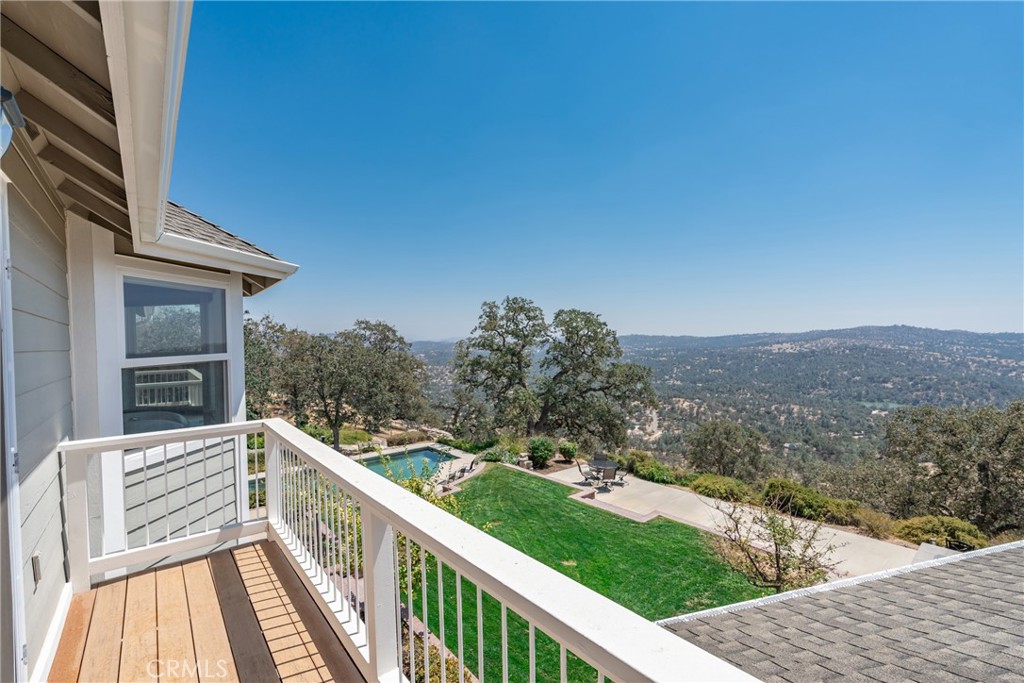 42158 John Muir Dr, Coarsegold, CA 93614