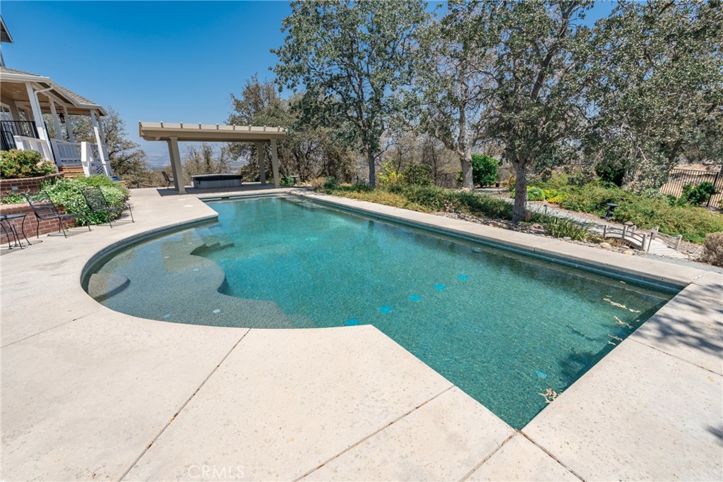 42158 John Muir Dr, Coarsegold, CA 93614