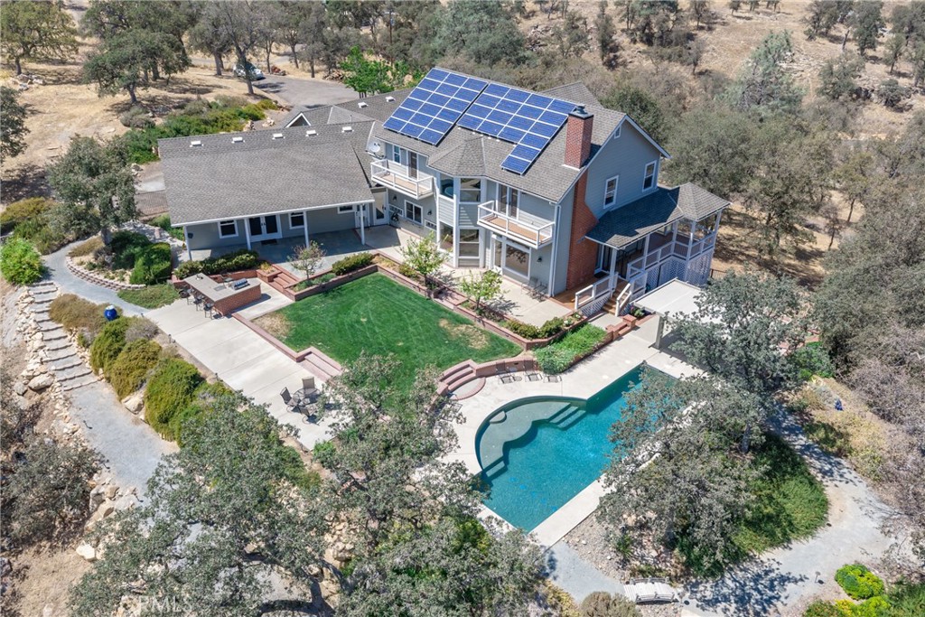 42158 John Muir Dr, Coarsegold, CA 93614