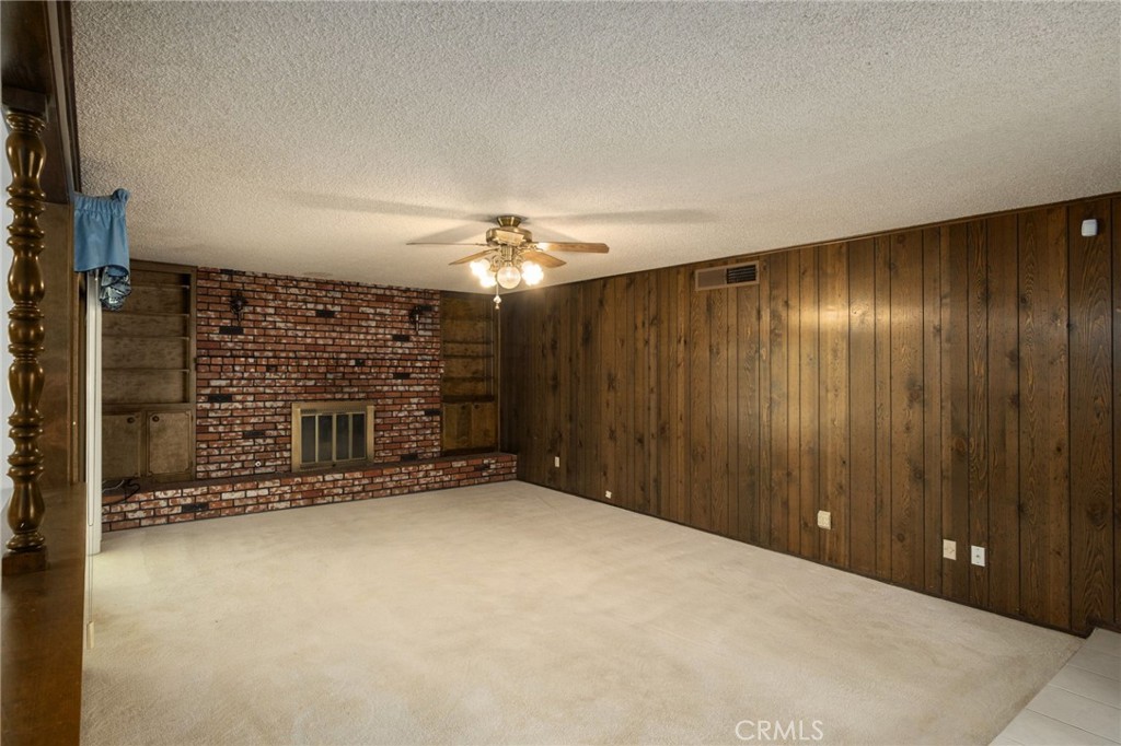 Open Photo