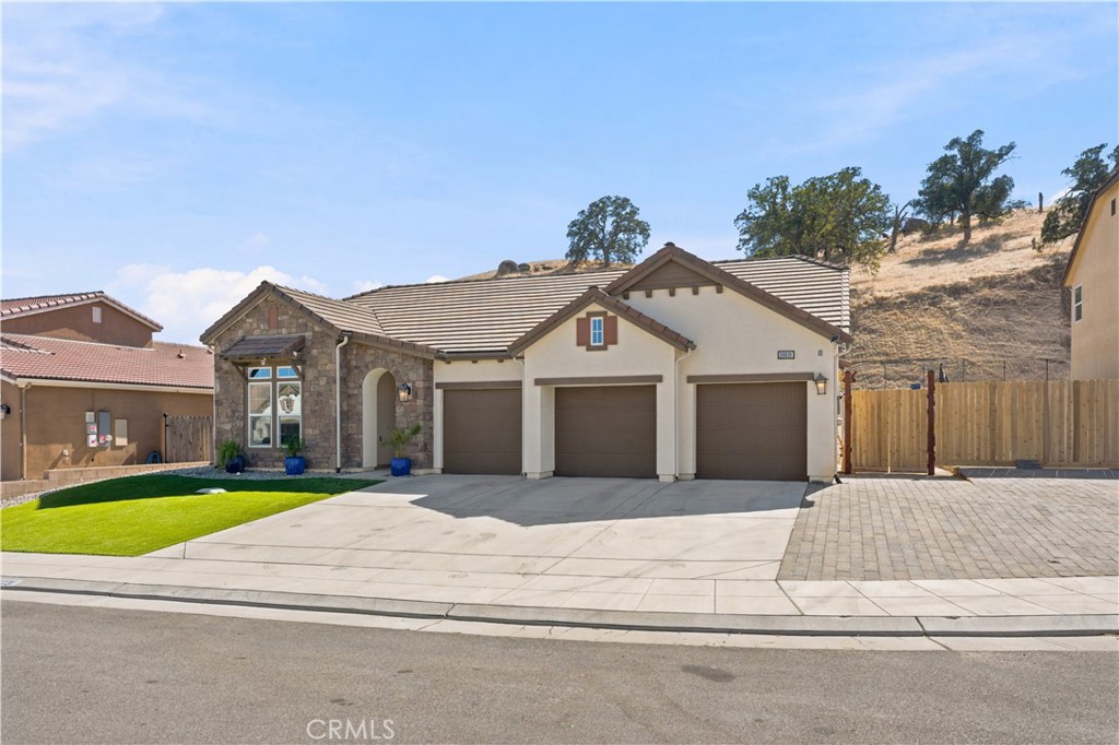 20031 Genteel Dr, Friant, CA 93626