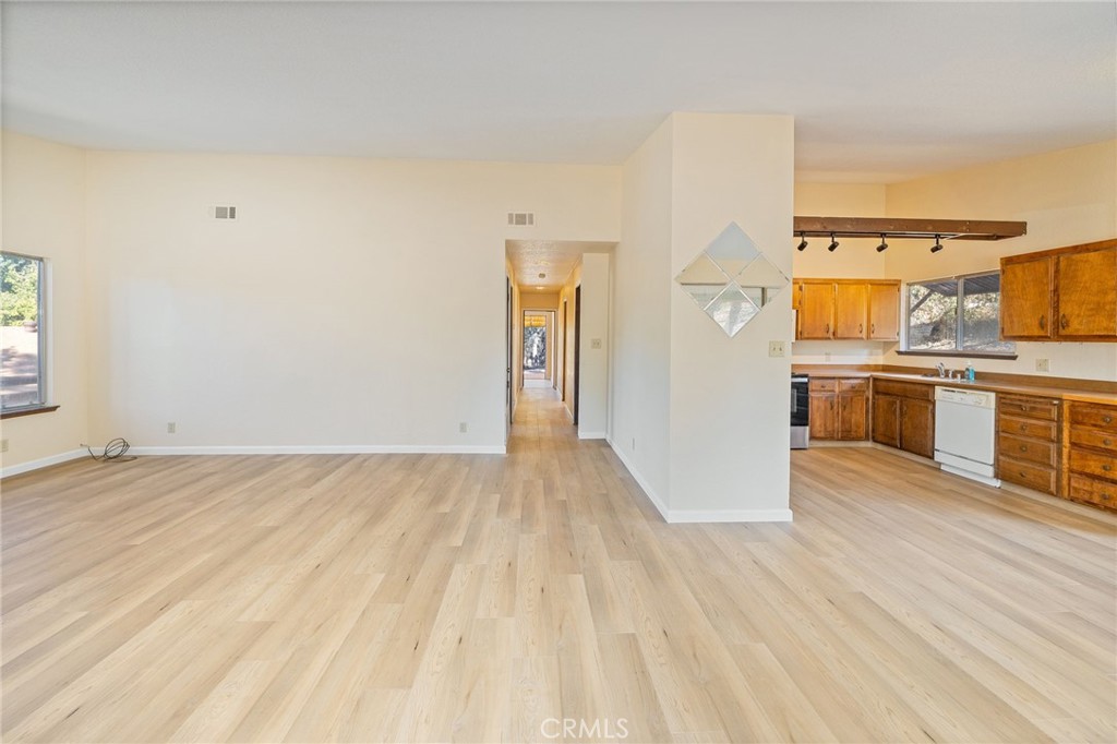 49832 Pierce, Oakhurst, CA 93644