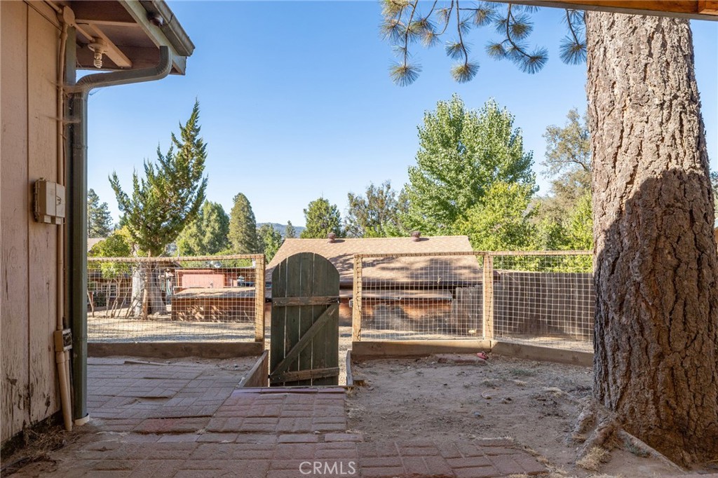 49832 Pierce, Oakhurst, CA 93644
