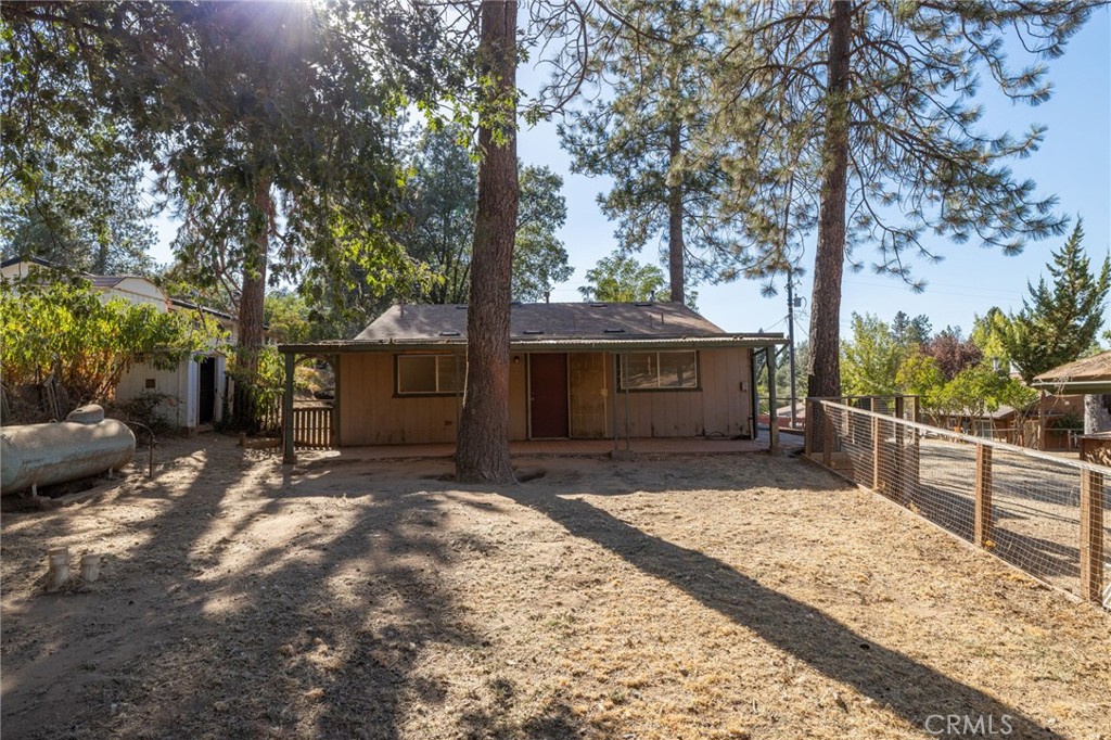 49832 Pierce, Oakhurst, CA 93644