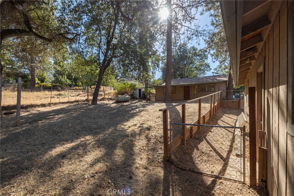 49832 Pierce, Oakhurst, CA 93644
