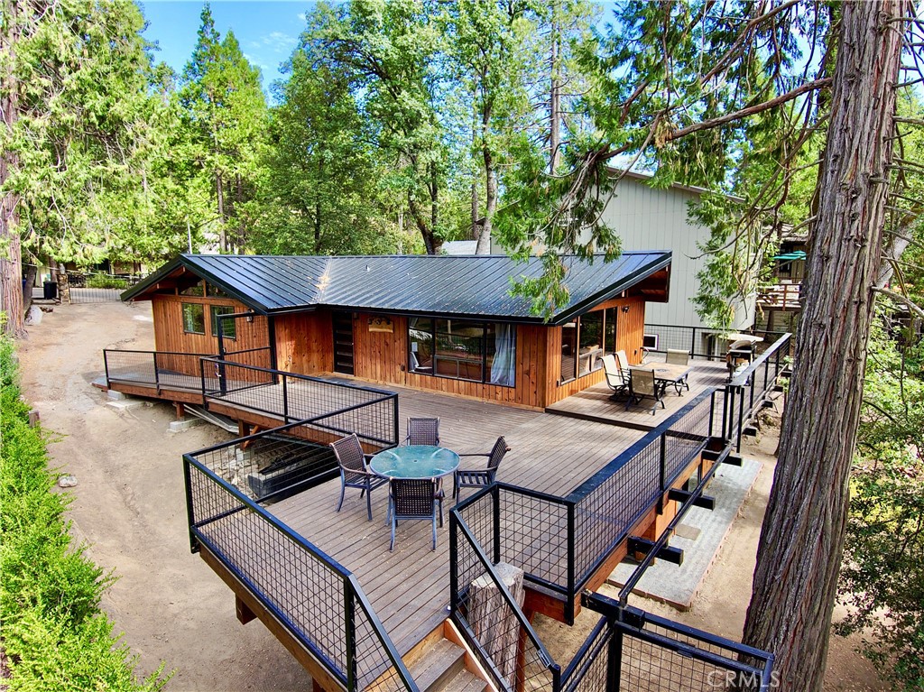 38954 Lake Point Ct, Bass Lake, CA 93604