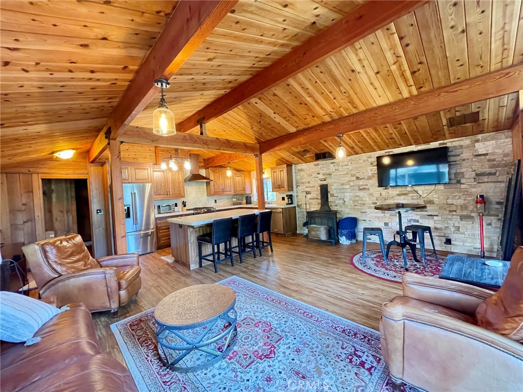 38954 Lake Point Ct, Bass Lake, CA 93604