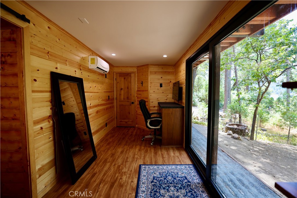 38954 Lake Point Ct, Bass Lake, CA 93604