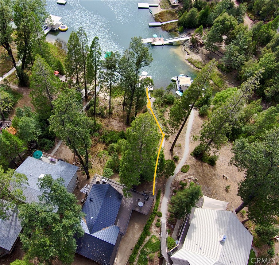 38954 Lake Point Ct, Bass Lake, CA 93604